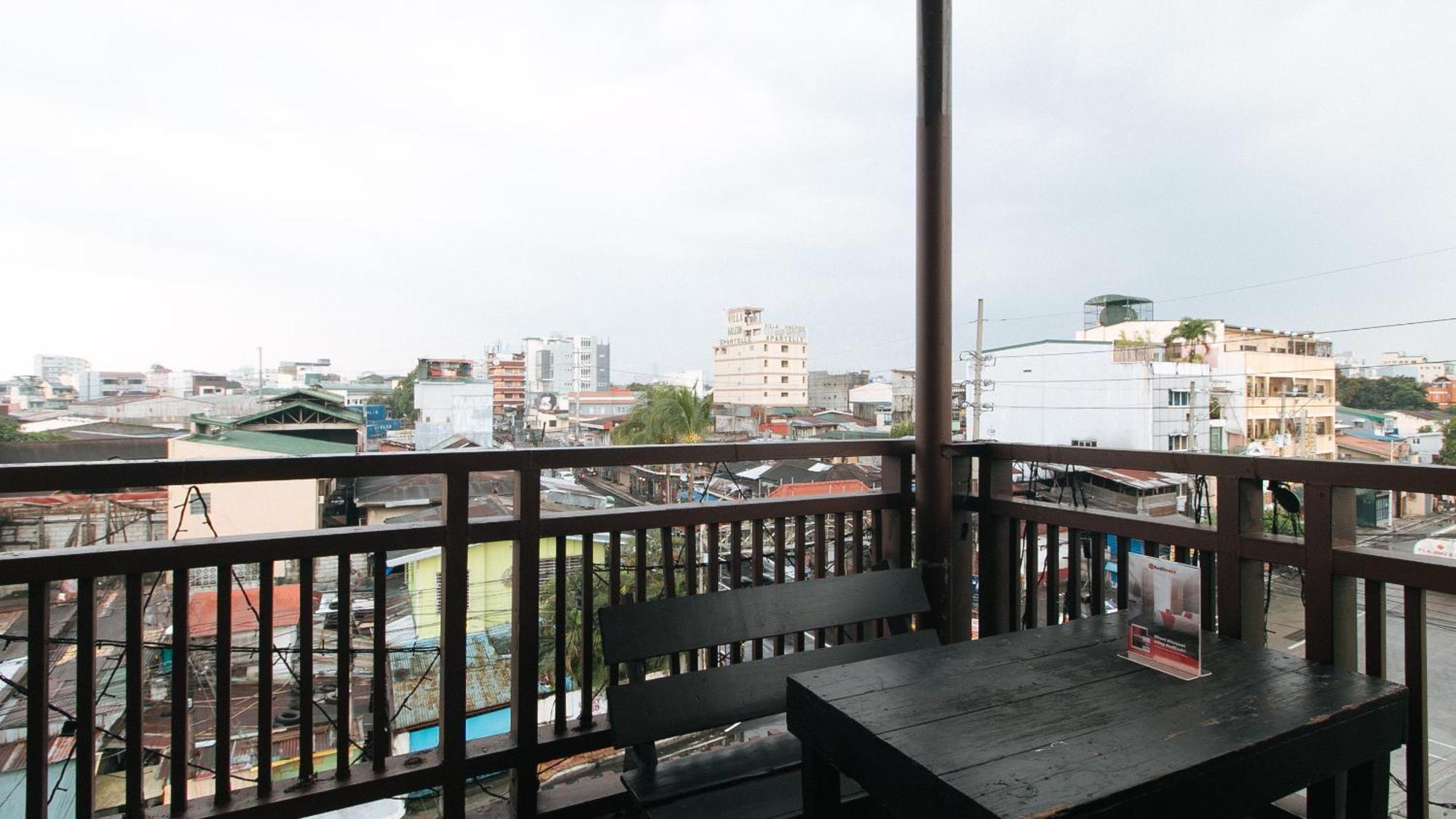 Reddoorz At V-Cat Apartelle Sampaloc Manila Exterior photo